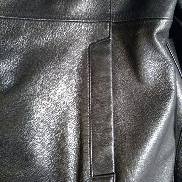 Banana Republic 100% Genuine Leather Jacket - Picture 2 of 8